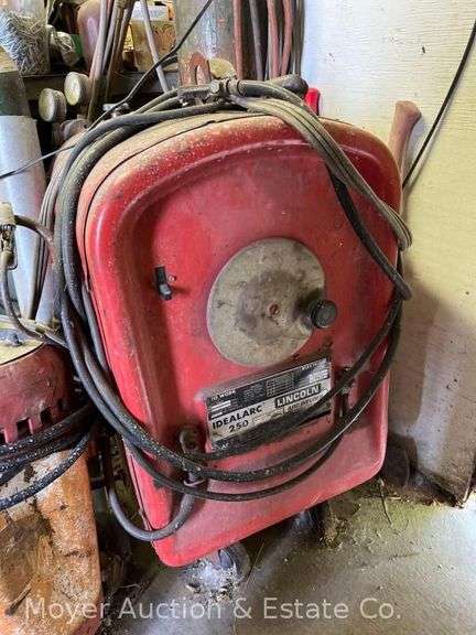 Lincoln Idealarc 250 Stick Welder image