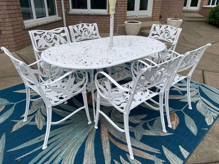 (7) Piece Metal Patio Set: Oval Table & 6 Chairs, with Umbrella image
