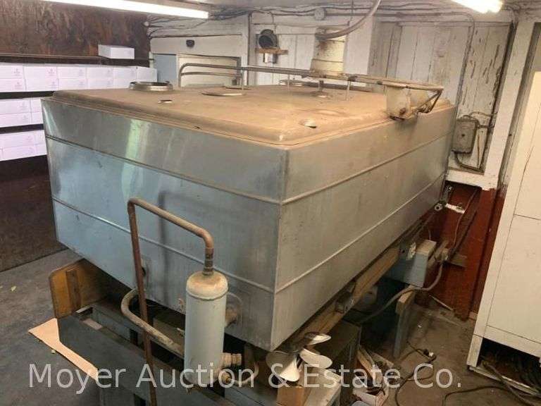 Girton Deluxe Stainless 300gal. Bulk Tank, 78"x48"x36"h Tank Size, used for cider image