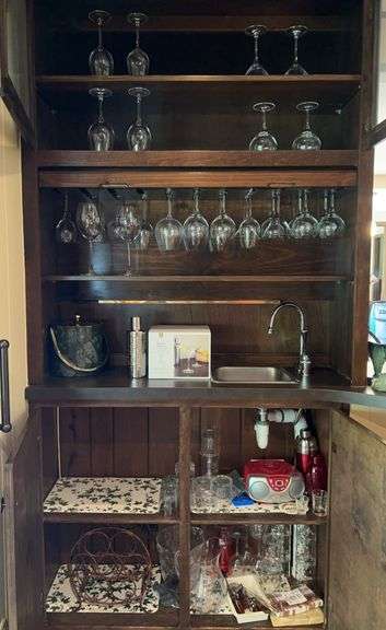 Contents of Bar, Stemware, Glasses, Ice Bucket, Etc. image