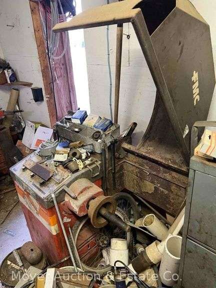 FMC Computer Tire Balancer, Operating Condition Unknown image