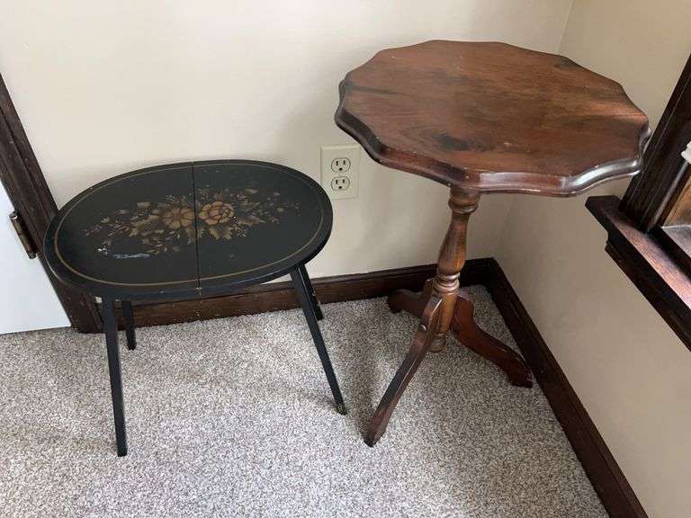 Hitchcock Stenciled Petite Folding Stand, 15"h, with Pine Tilt-top Stand, 22"h image