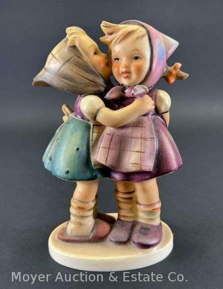 Hummel "Telling Her Secret Figurine, 196/0, 5.5"h image