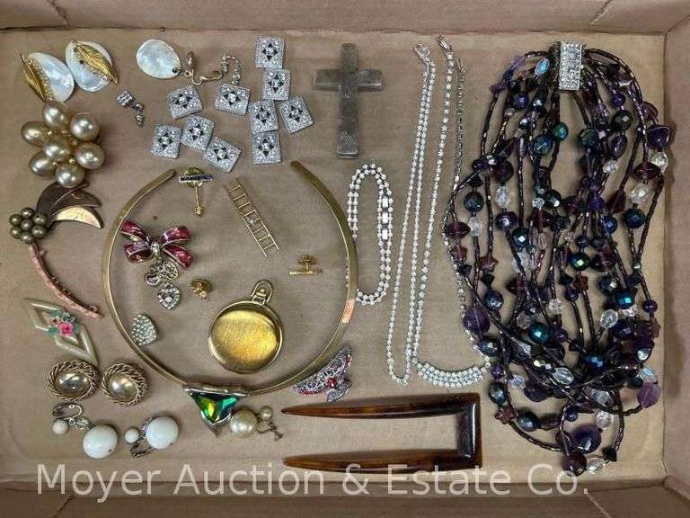 Small Group of Costume and Fashion Jewelry image