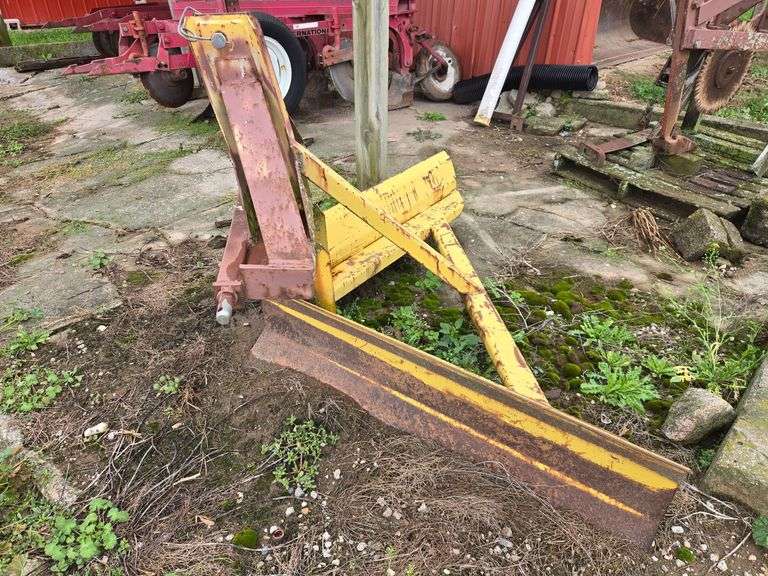 3pt. drainage ditch plow image