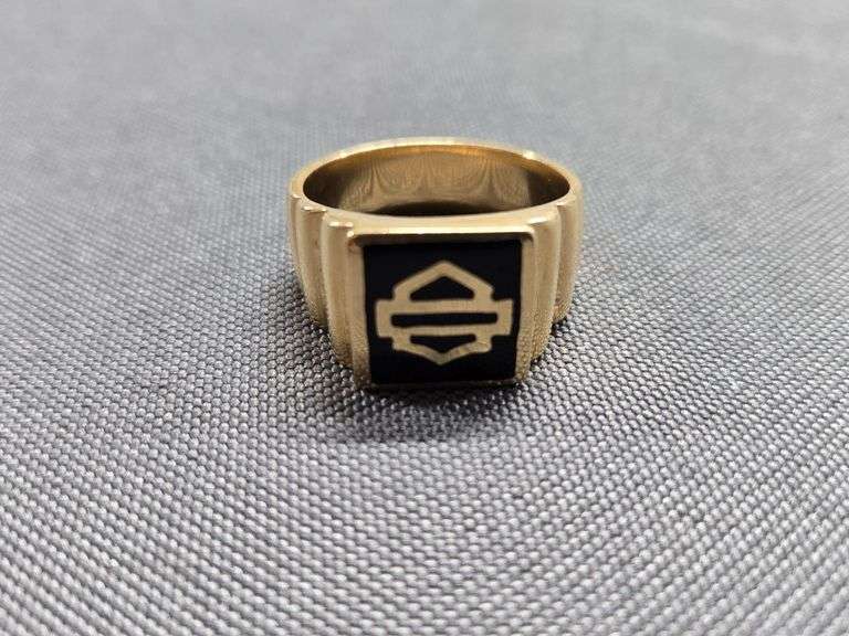 Heavy Men’s Ring in 10K Gold image