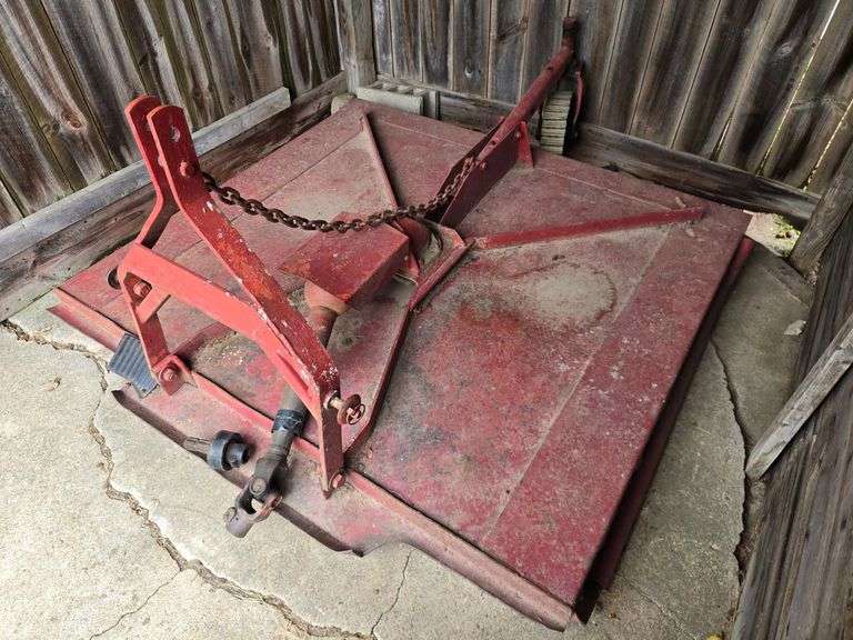 3pt. Bush Hog 7’ heavy duty brush hog w/PTO clutch image