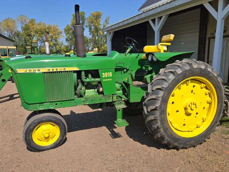 1963 John Deere Mod. 3010 diesel image