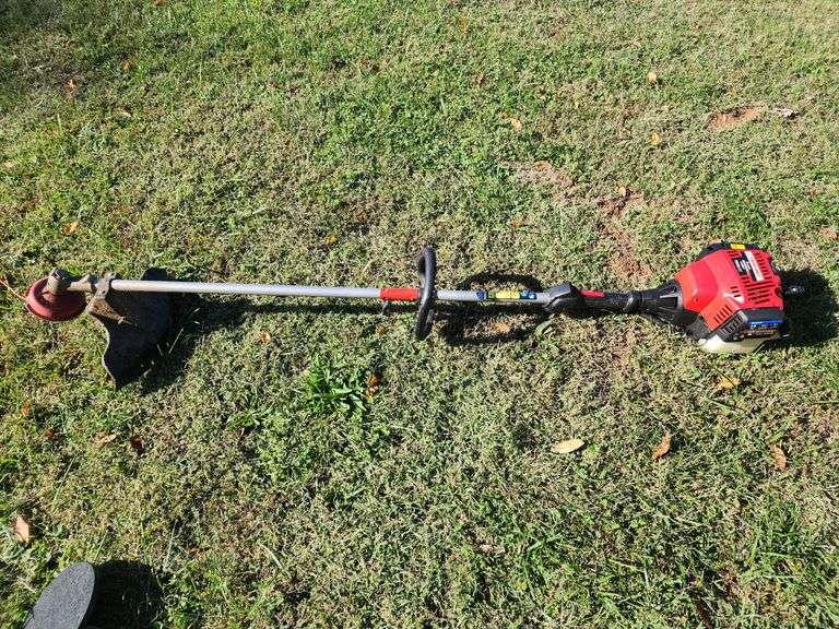 Troy-Bilt TB685 EC Gas Powered Trimmer image