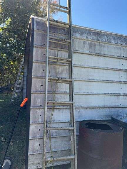 20’ Aluminum Extension Ladder. image