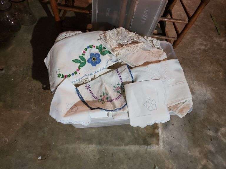 Tote of Assorted Linens image