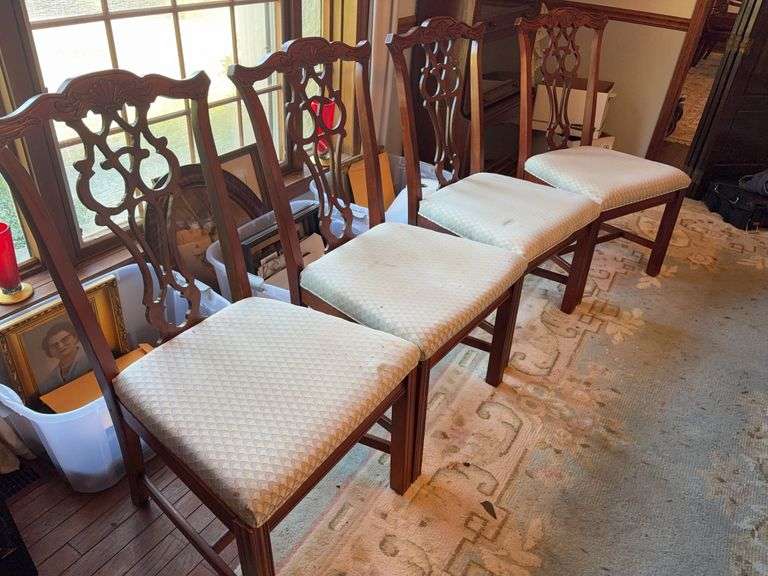 4 Dining Room Table Chairs image