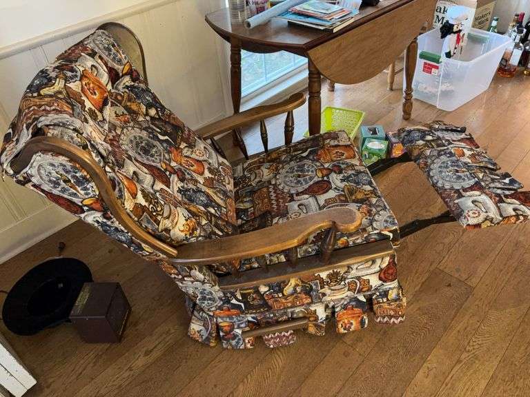 Wooden Framed Cushion Recliner 30”x32”x58” image