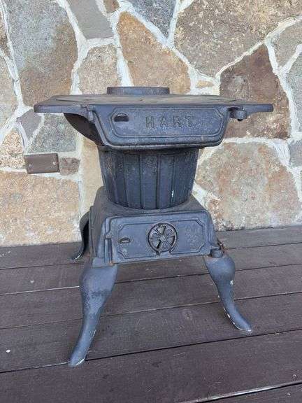 Hart 265 Cast Iron Stove - 20”W x 18”D x 22”H image