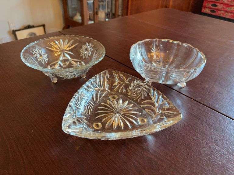 3 Footed Glass Bowls image