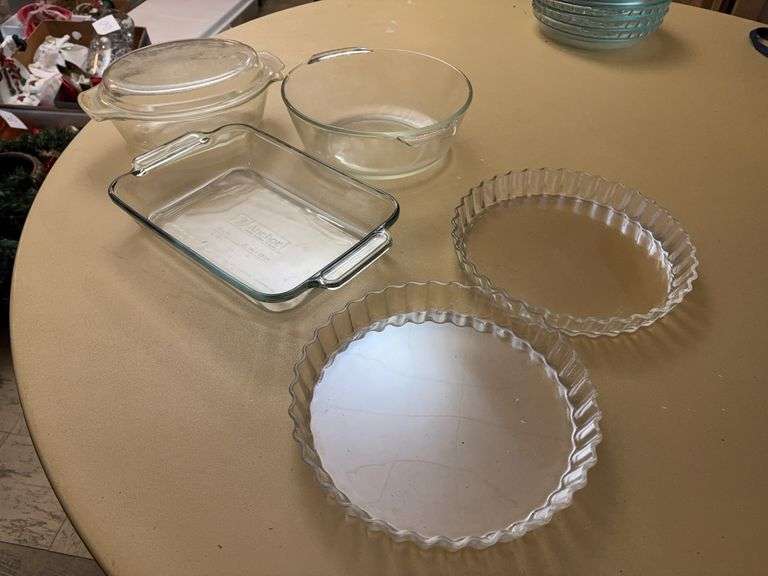2 Glass Pie Plates, Anchor Hocking Casserole Dish-covered dish-3qt dish image