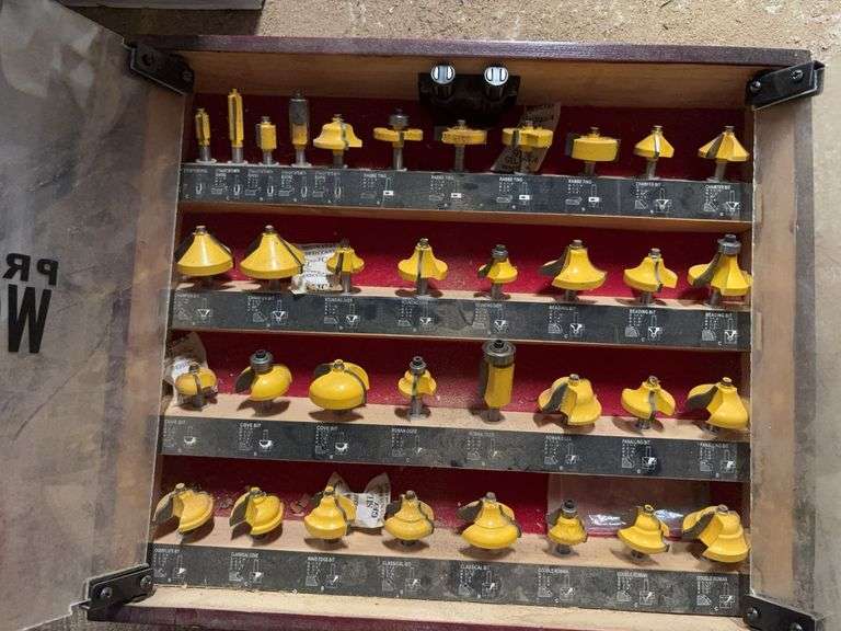 Router Bits Nut Drivers Pluers image