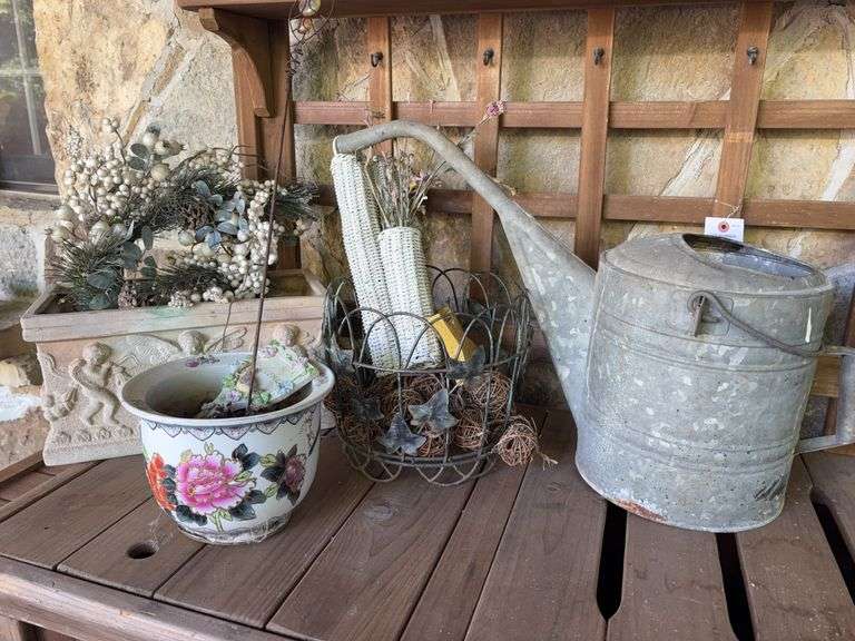 Outdoor Decor image