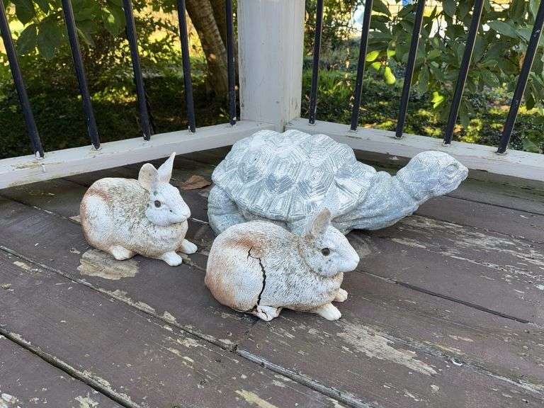 Tortoise and Hare Decor image