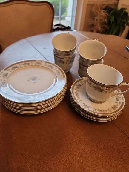 Four Crown China - Coffe Cups, Saucers, and Dessert Plates image