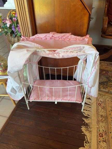 Wire Frame Baby Bed image