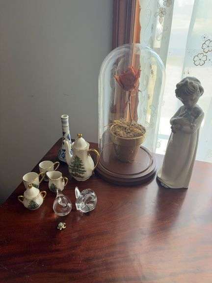 Christmas Tree Tea Set and Assorted Decor image