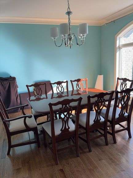 Duncan Phyfe Style Dining Room Table with 8 chairs  and 2 18”Leaves 67”x42”x30” image