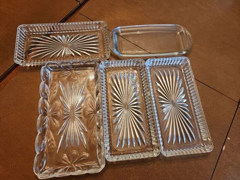 5 Small Rectangular Serving Dishes image