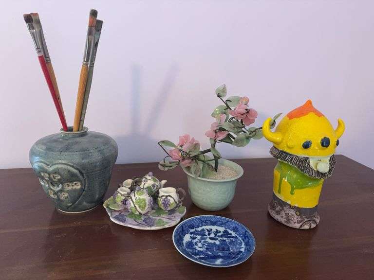 Assorted Home Decor image