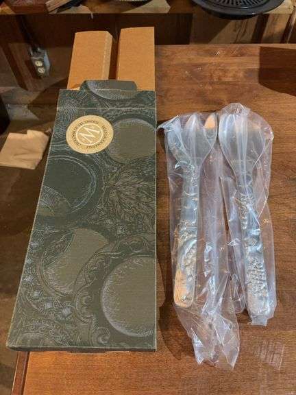 Waterford Crystal Servingware image