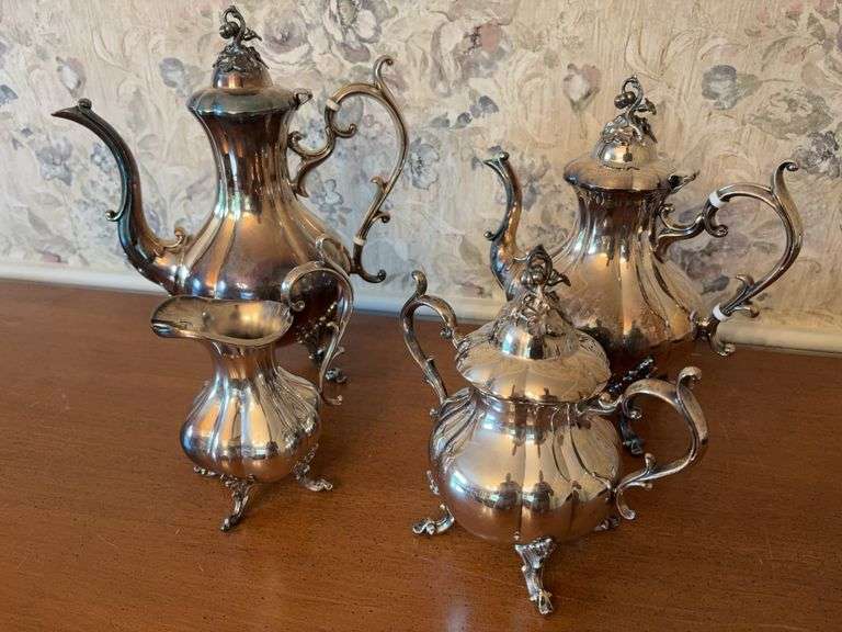 FB Rogers Tea/Coffee Set with Creamer & Sugar Bowl image