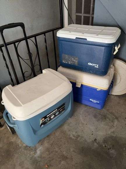 3 coolers image