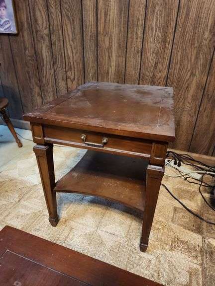 Side Table 25"x19"x22" image