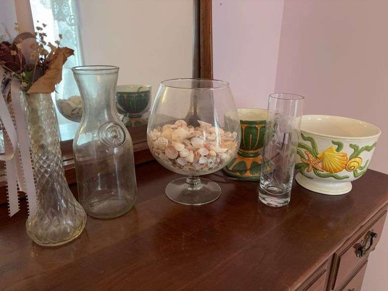 Assorted Glassware image