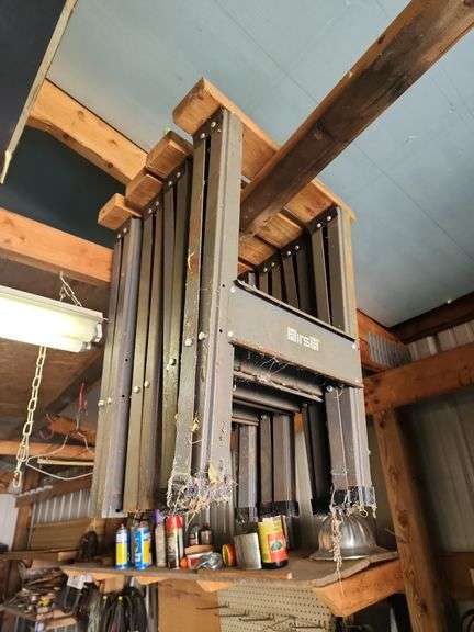 4 Hirsh Saw Horses image