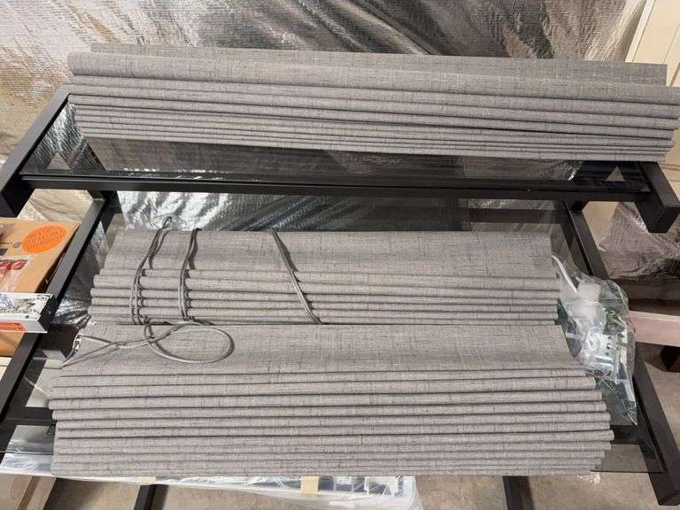 3 Blinds with Hardware image
