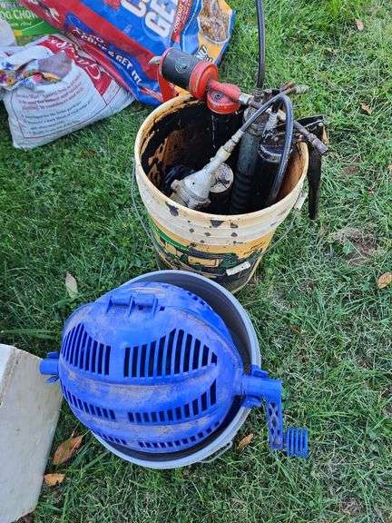 Grease Guns and Media Seperator image