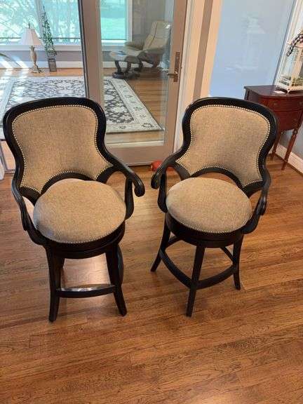 Plush Pub Stools 43” image