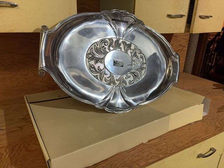 Lenox Engraved 22.5” Serving Tray image