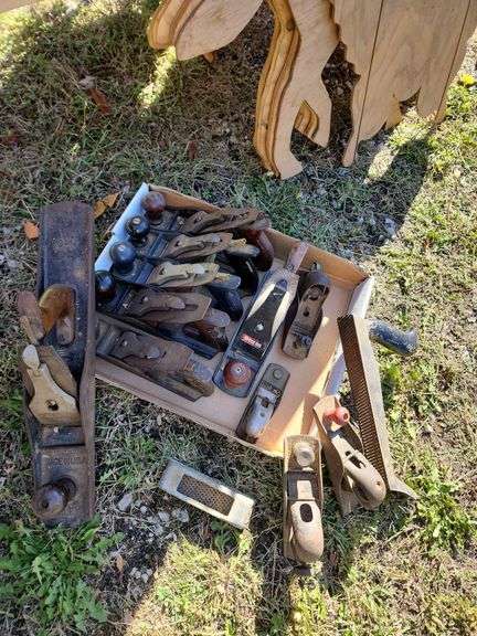 Assorted Hand Planes image