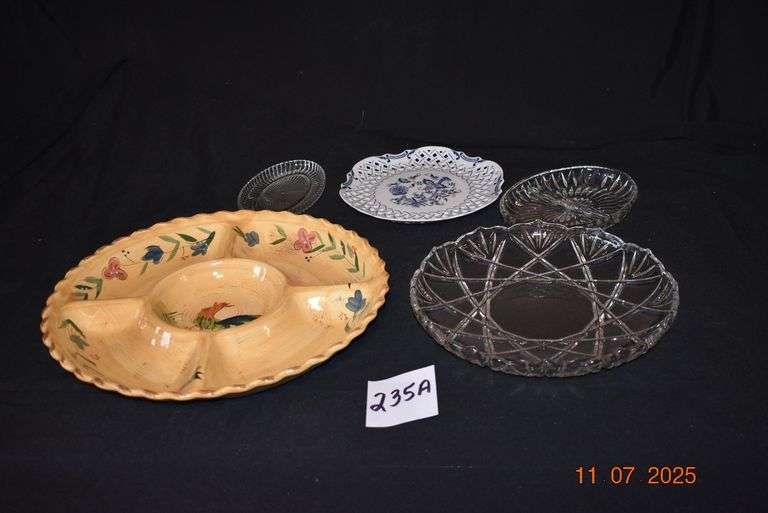 5 Serving Trays image