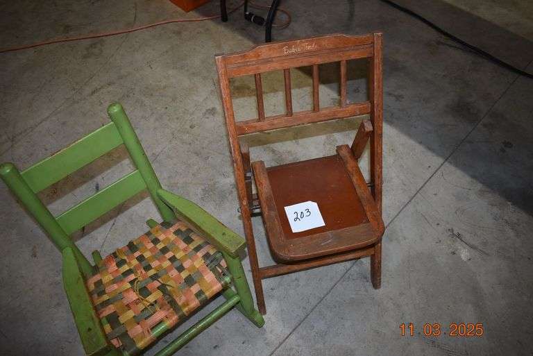 2 Children's Chairs image