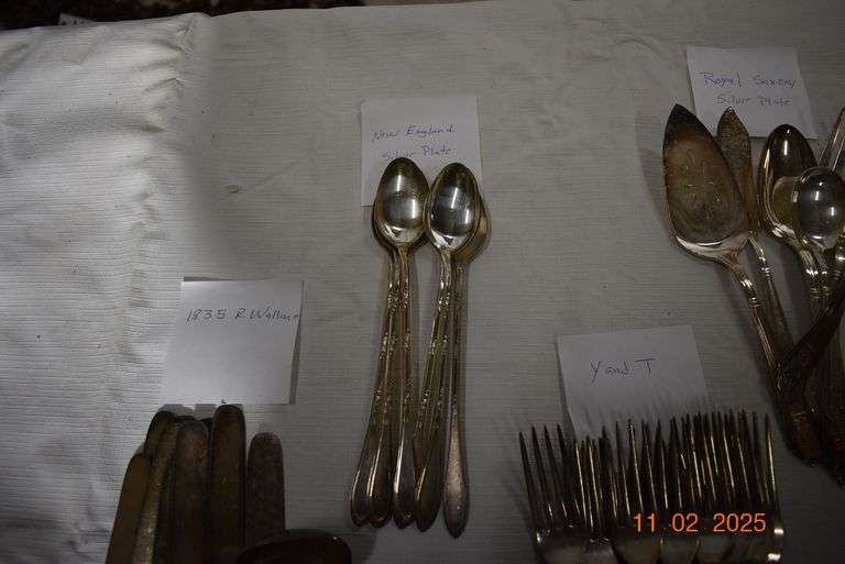 1835 R. Wallace, New England Silverplate Y and T, Royal Saxony, Racebrook Silver Plate Silverware image