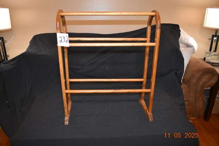 Quilt Rack-30" H, 24 1/2" W image
