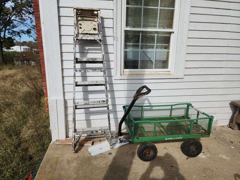 6 ft. Davidson Aluminum Step Ladder and Gorilla Carts Garden Cart image