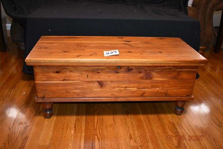 Cedar Trunk-15 1/2" H, 36" W, 16" D image
