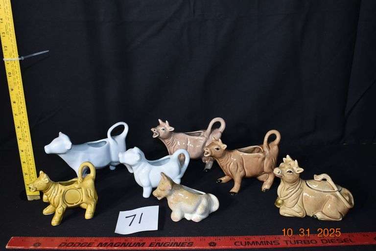 7 Cow Creamers and Sugar Bowl image