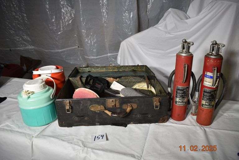 Polisher, 2 Fire Extinquishers, 2 Water Jugs image