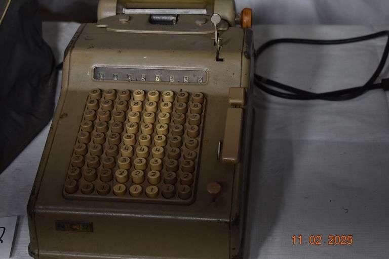 Electric Adding Machine image
