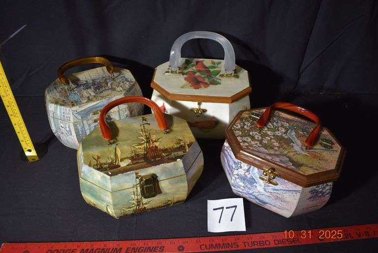 4 Handmade Wooden Purses image